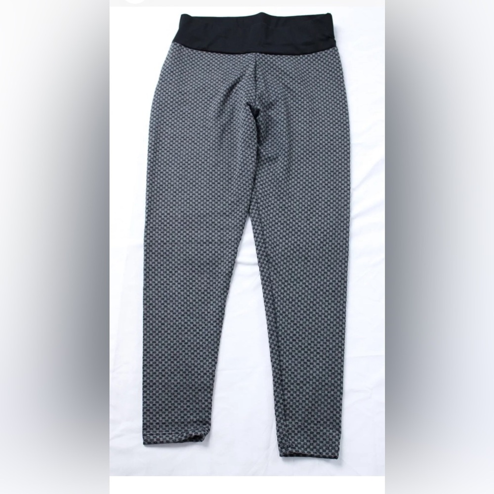 NWT boombooty tik tok scrunch leggings XL